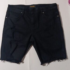 Wrangler's Black Smith Short Suze W32